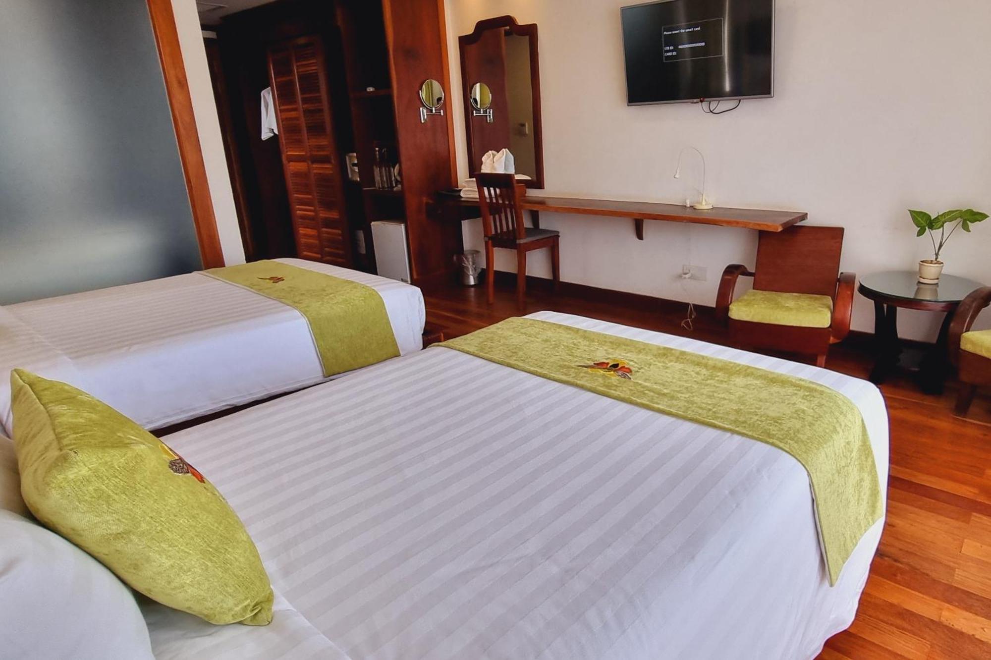 เรย์ อังกอร์ Hotel เสียมราฐ ภายนอก รูปภาพ