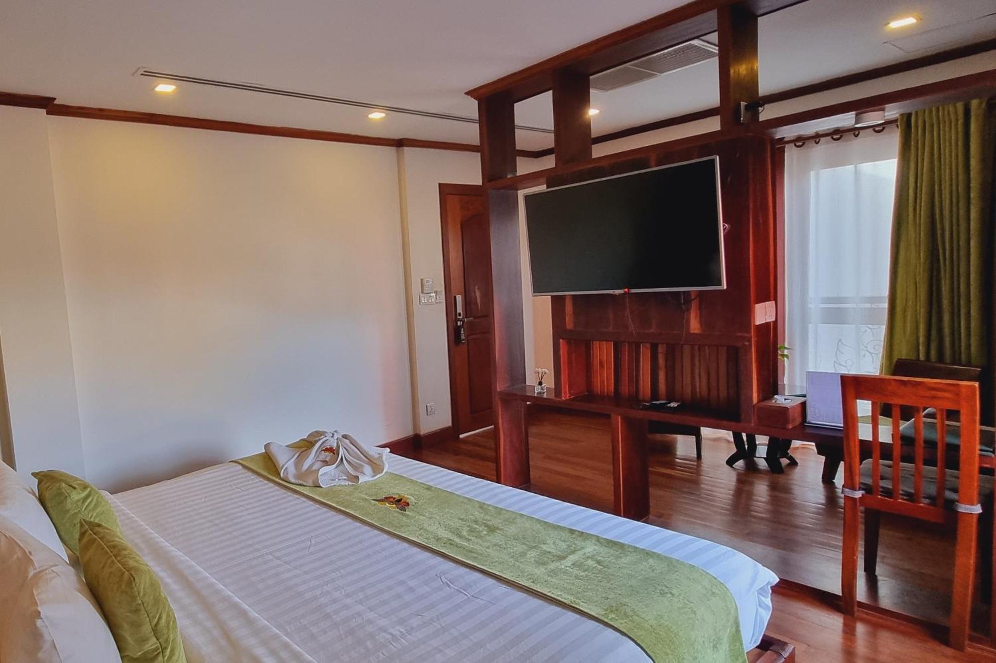 เรย์ อังกอร์ Hotel เสียมราฐ ภายนอก รูปภาพ