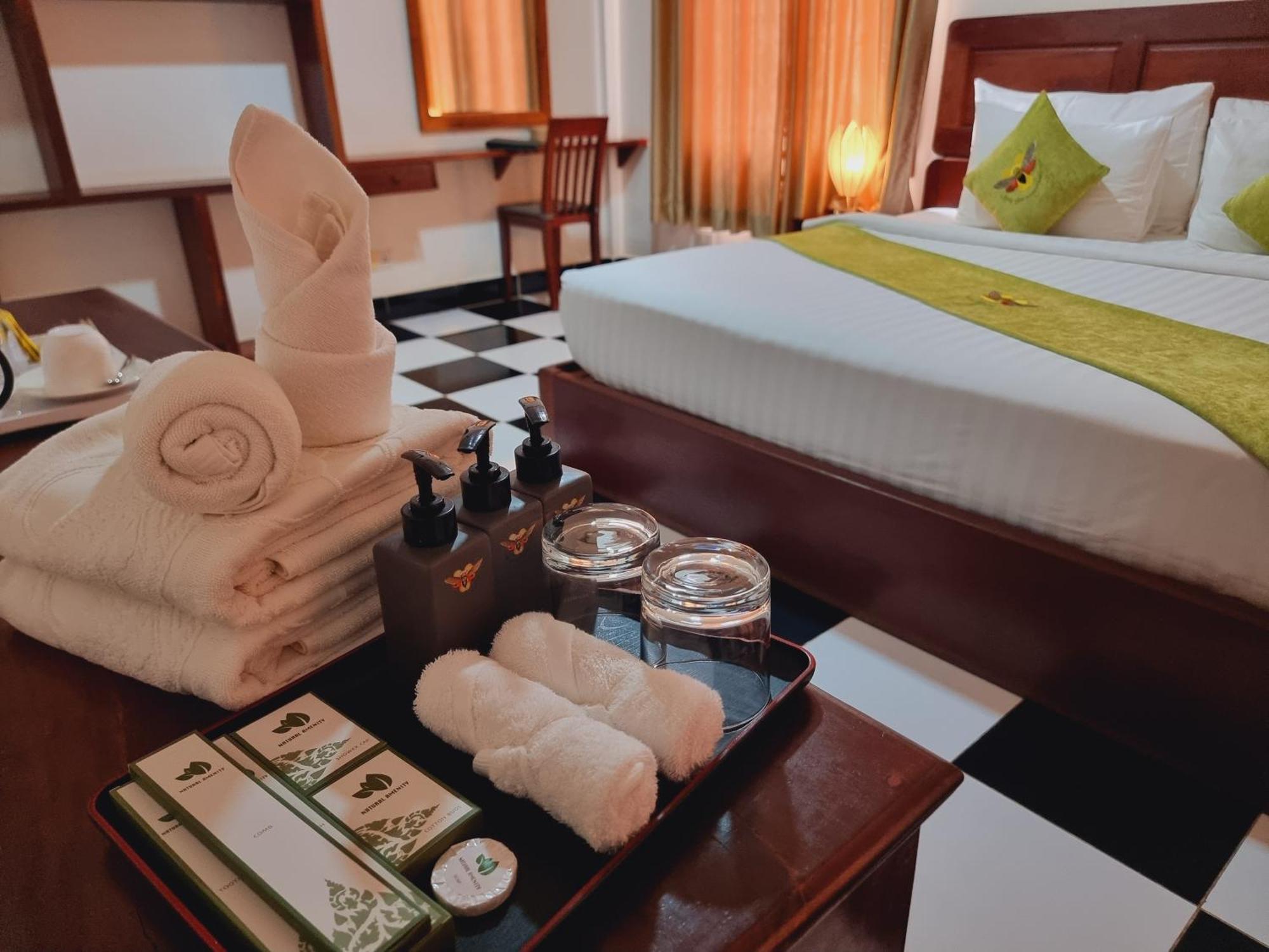 เรย์ อังกอร์ Hotel เสียมราฐ ภายนอก รูปภาพ