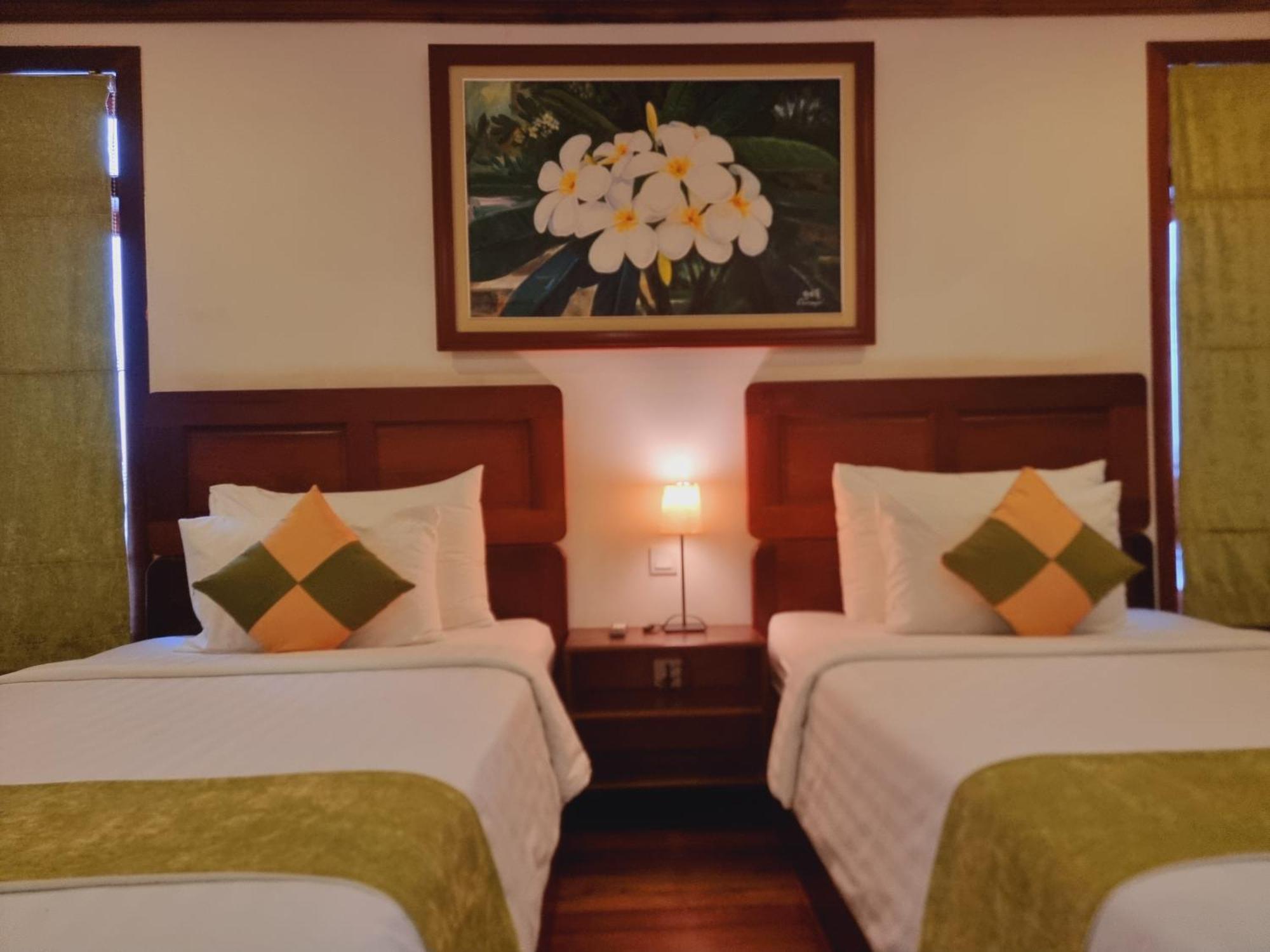 เรย์ อังกอร์ Hotel เสียมราฐ ภายนอก รูปภาพ